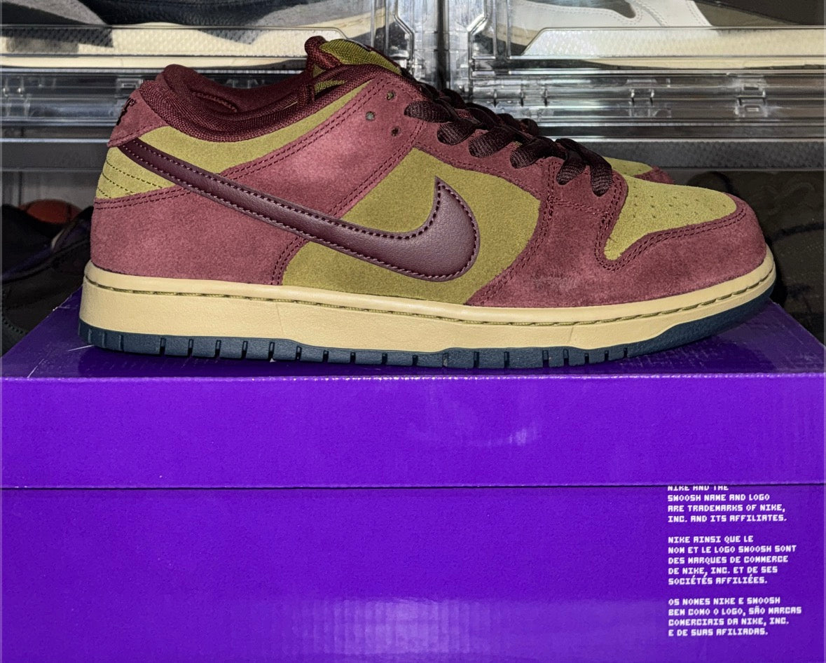 Sb Dunk Low “Burgundy”