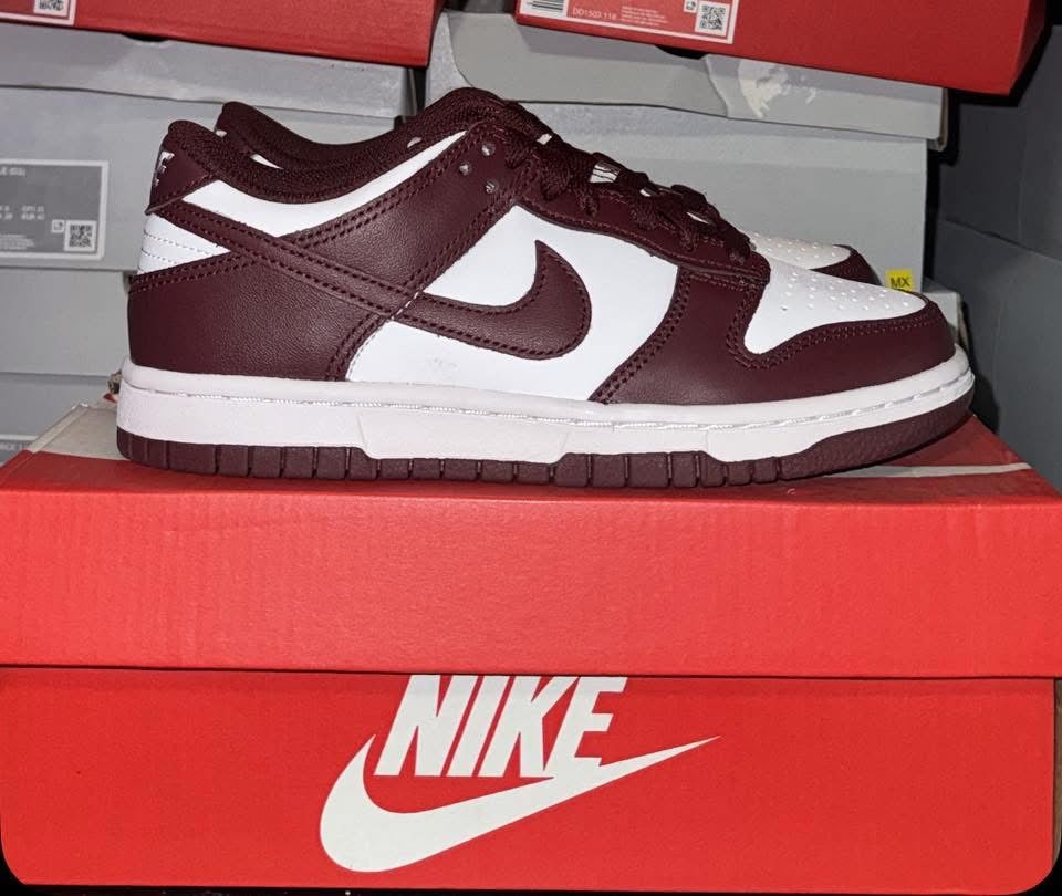 Dunk Low "Team Red"