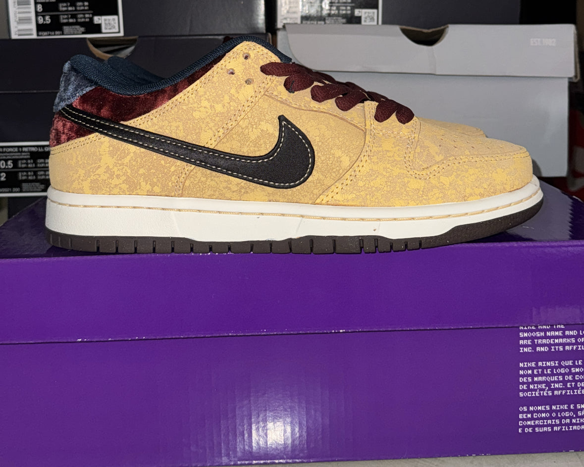 Sb Dunk Low "Cinema"