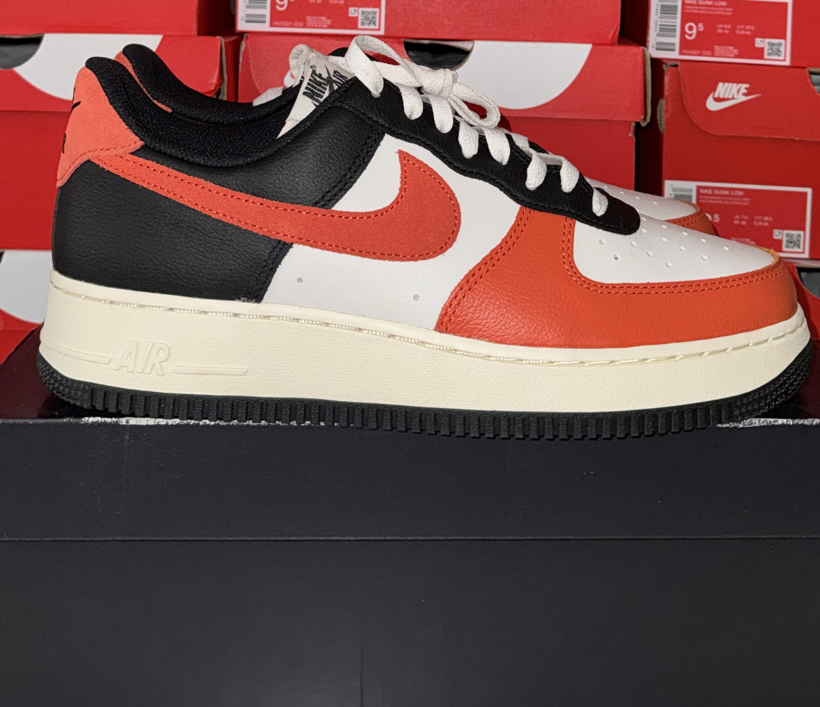 Air Force 1 "Black & Orange"