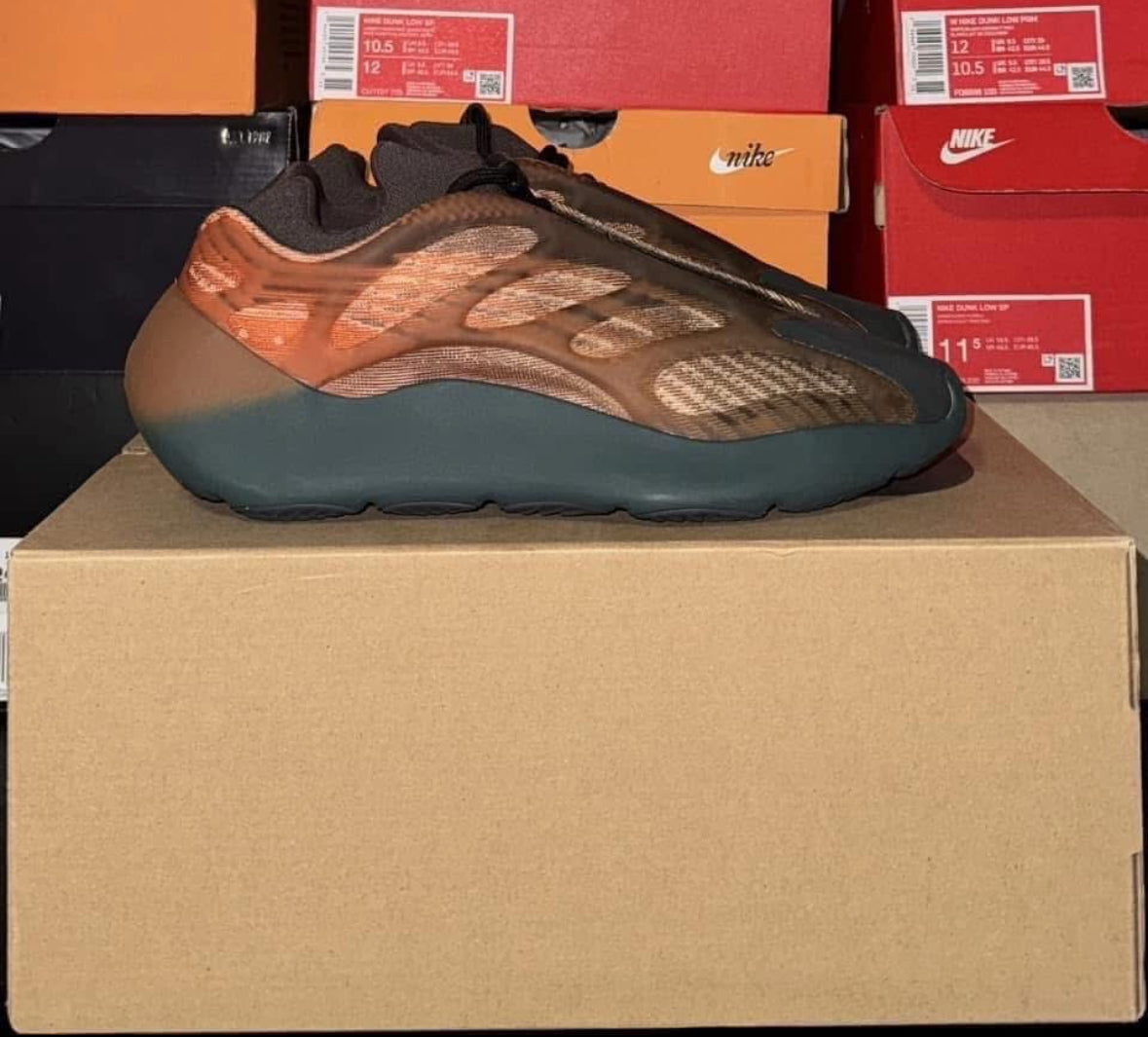 Yeezy 700 V3 "Cooper Fade"